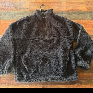 No Boundaries Women’s Black Fleece Top Super Comfy. Brand New!